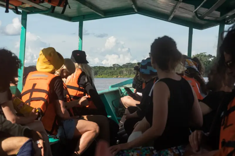 kayak in tambopata river